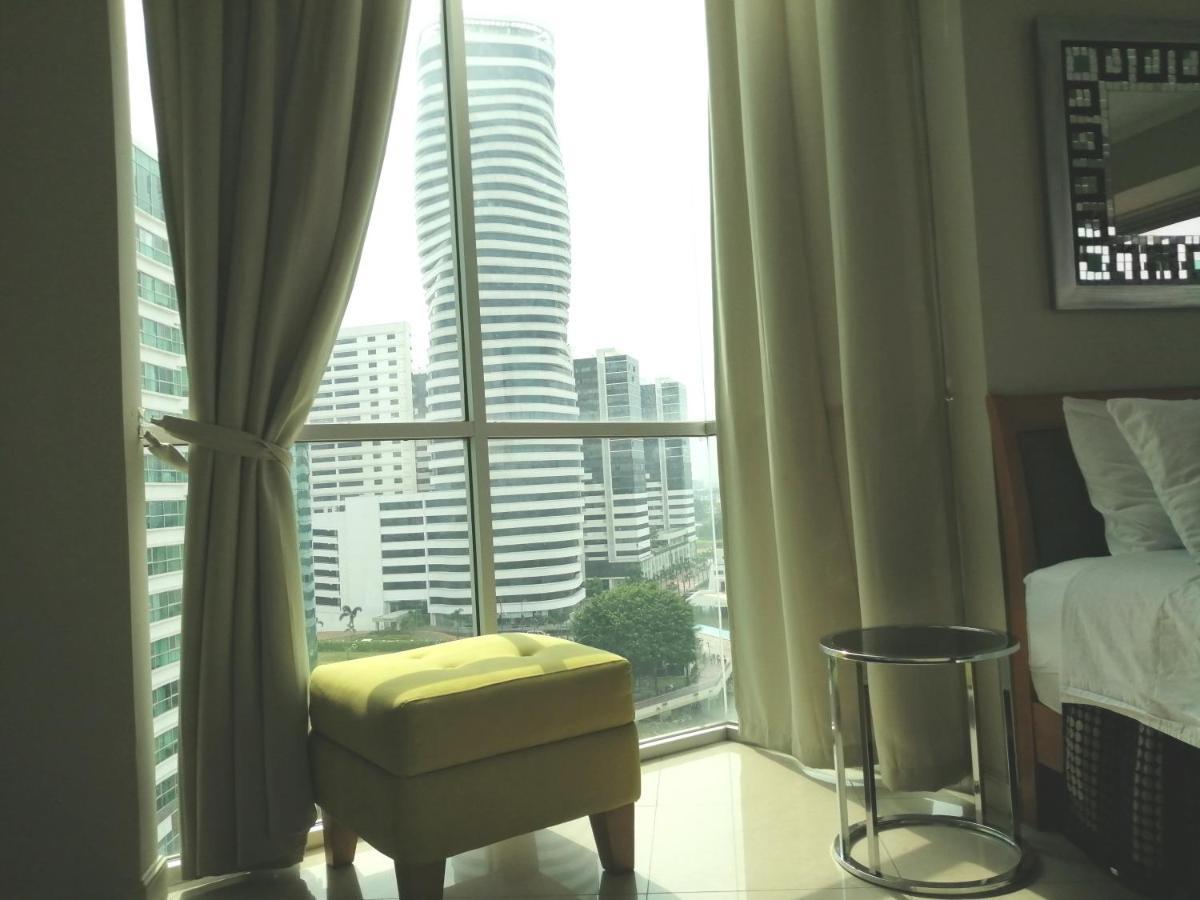 River View Suites Гуаякиль Экстерьер фото